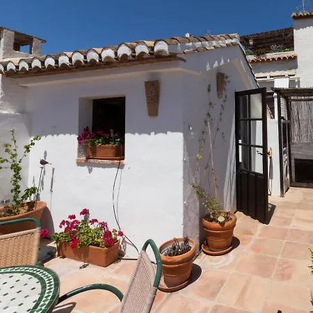 Casa Colmena Saleres