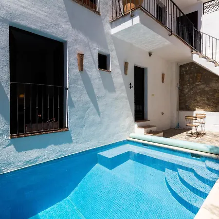Casa Colmena Saleres